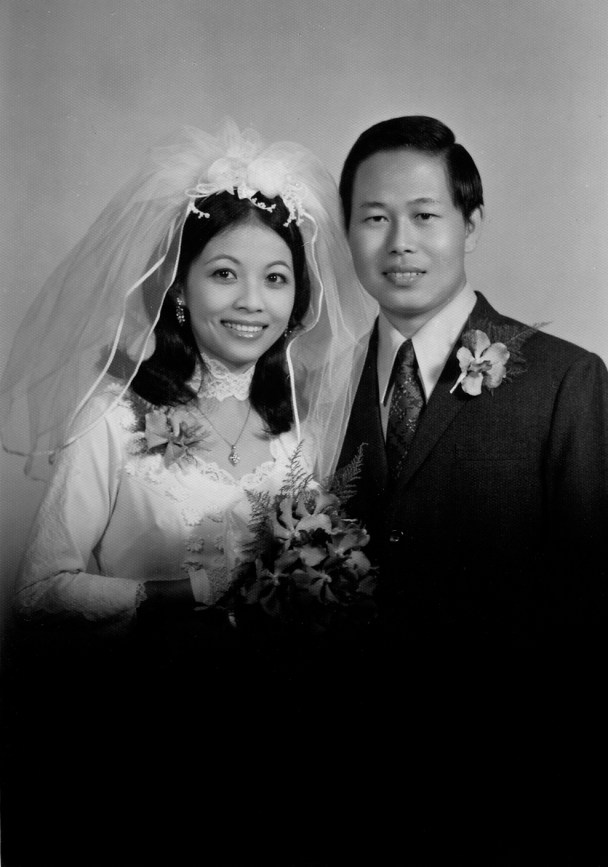 1973 wed Mommy and Daddy on their wedding day